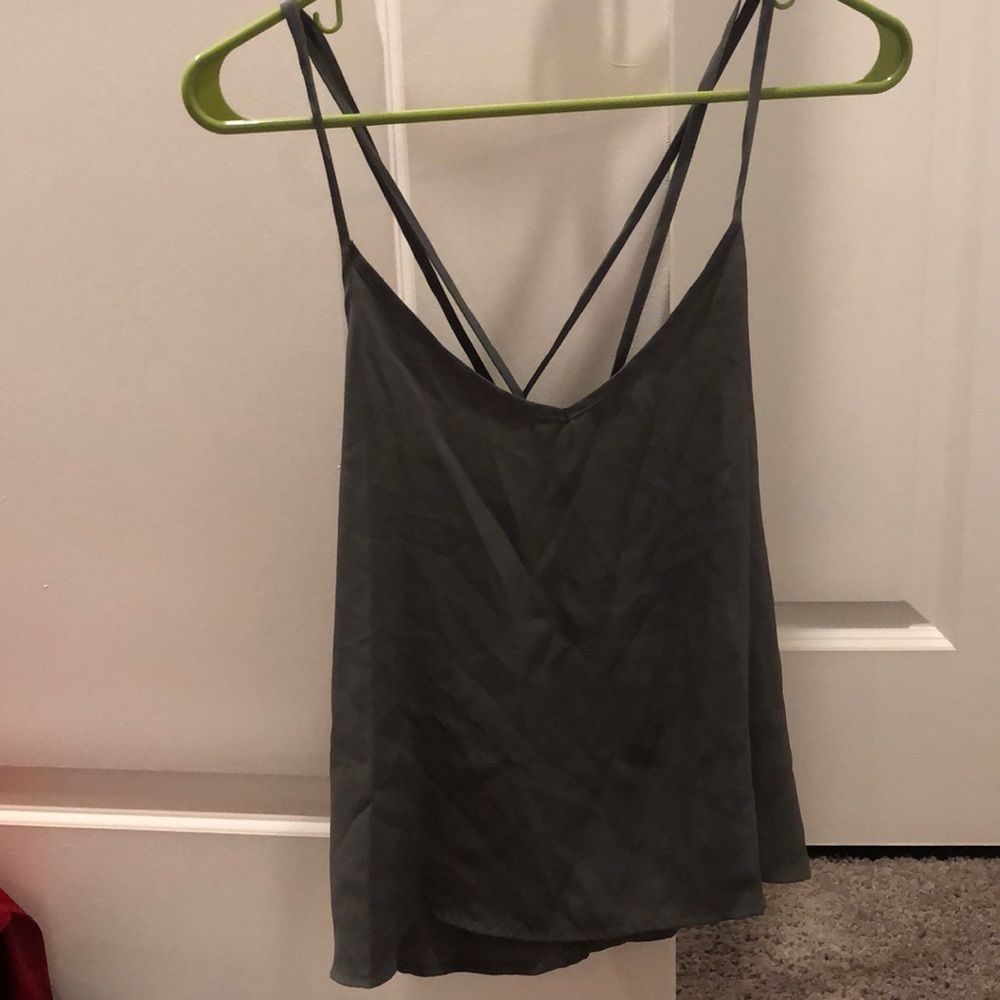 Hollister flowy top